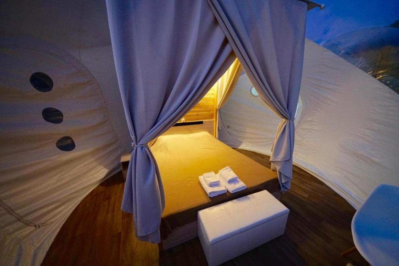 Отель Bubble Tent Неа-Муданья Экстерьер фото